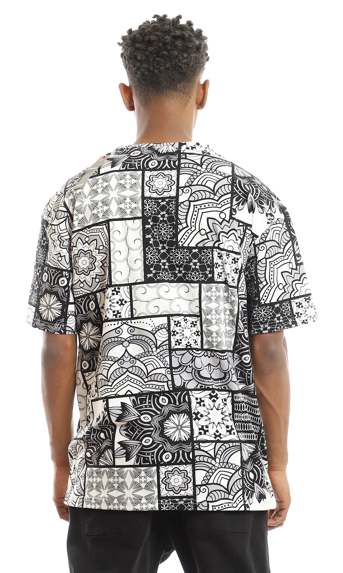 97357 Multi Self Patterns Cotton T-Shirt With Chest Print - Black & White