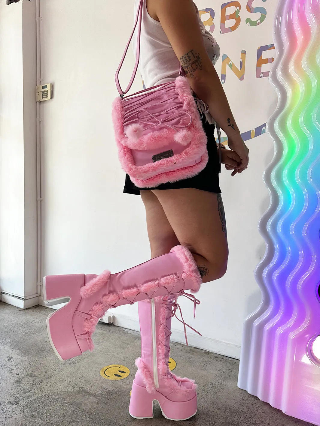 FAUX SUEDE & FUR CROSS BODY BAG - BABY PINK ✰ PRE ORDER ✰