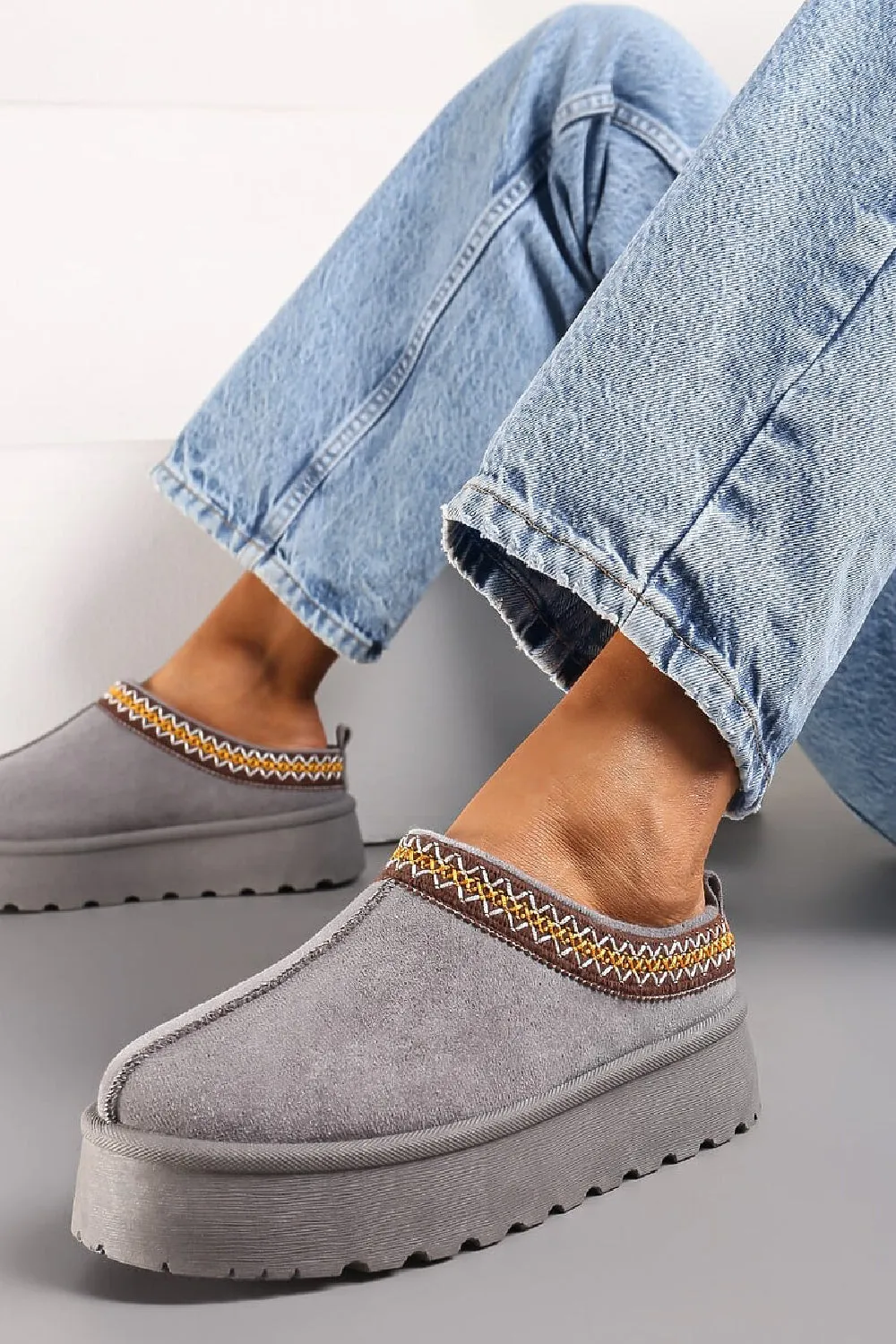 GREY EMBROIDED FLUFFY PLATFORM SLIPPERS AZTEC DETAIL FAUX FUR LINED ANKLE BOOTS