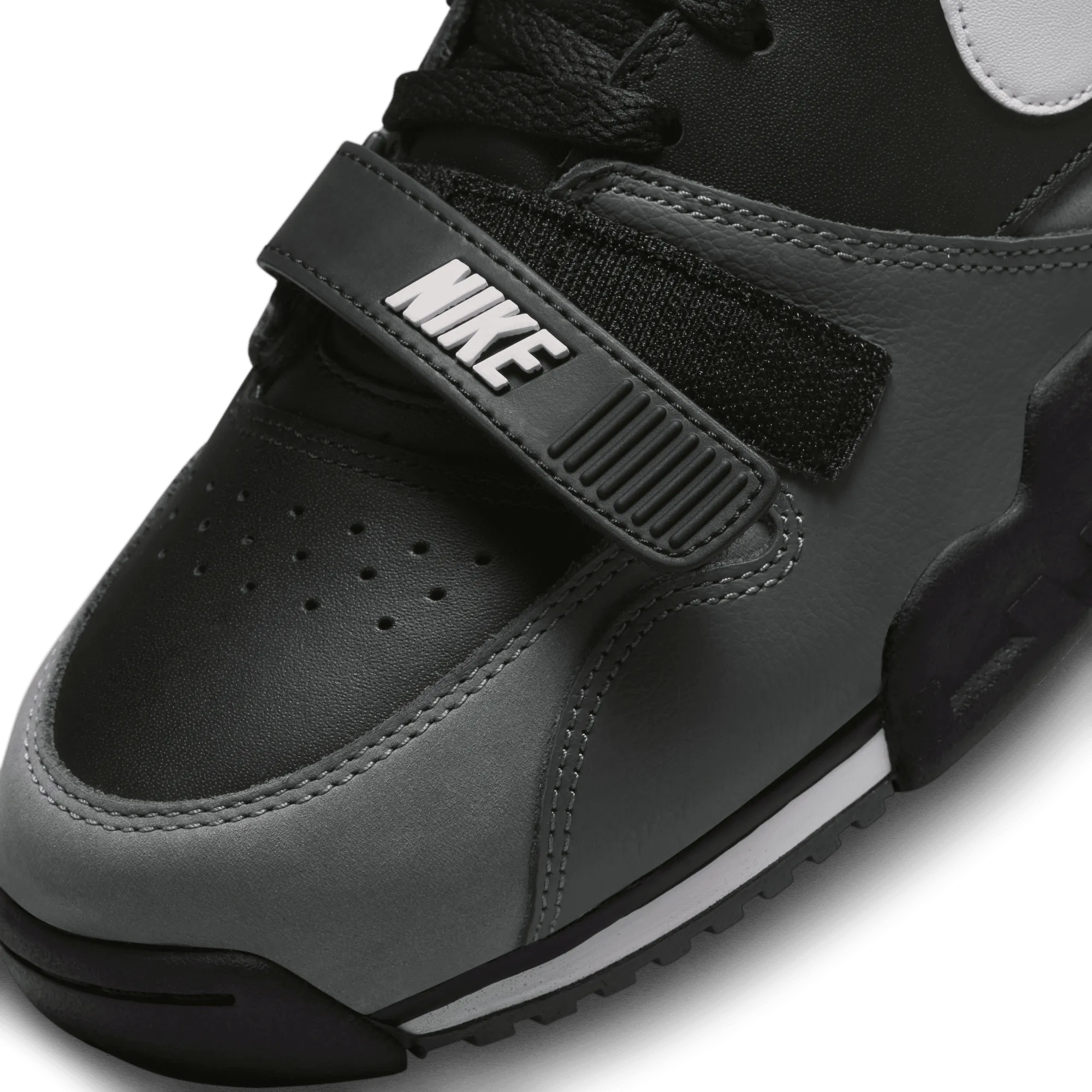 Nike Air Trainer 1 Black / White