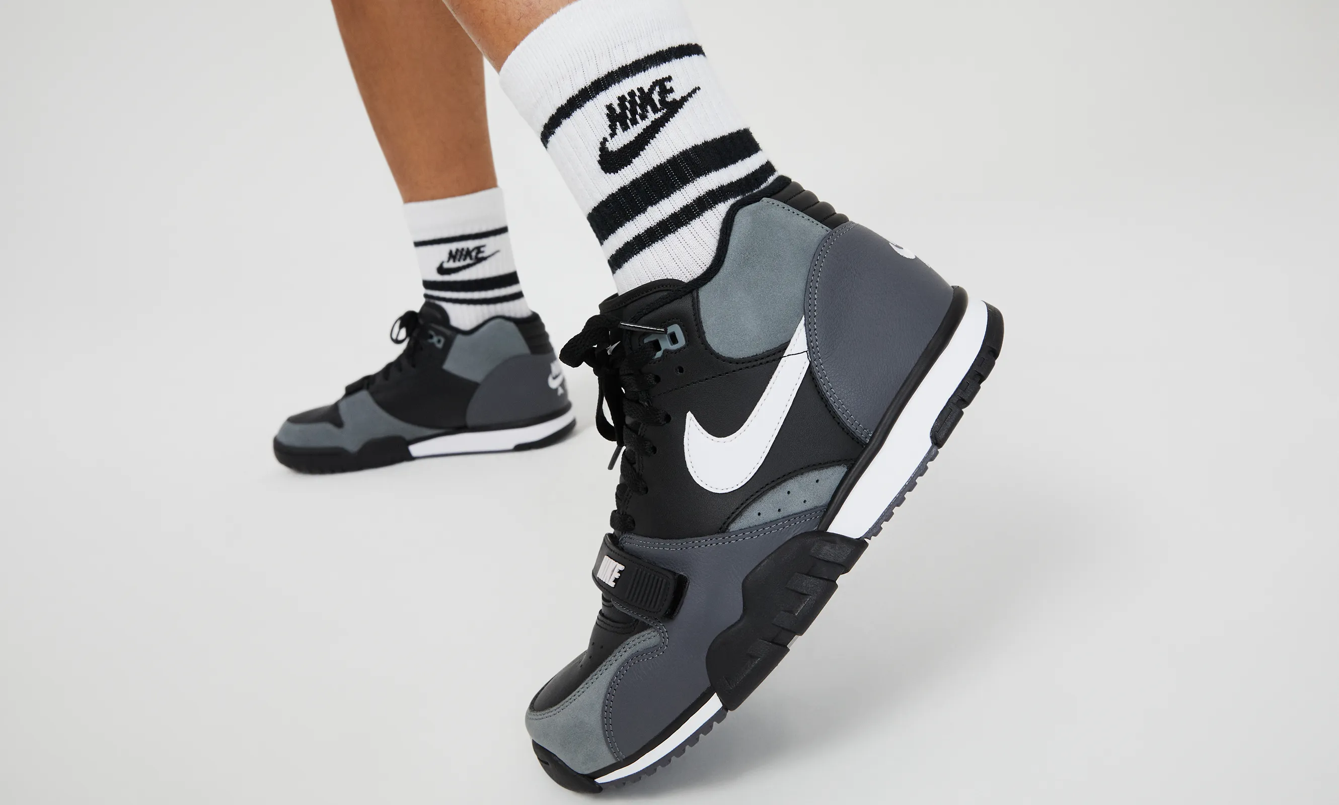 Nike Air Trainer 1 Black / White