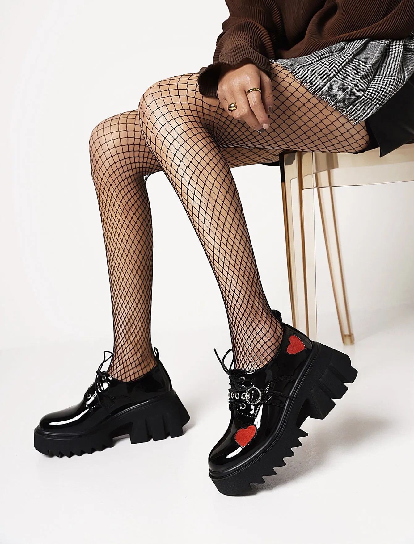 Spring And Autumn Retro Thick-Soled Women'S Shoes Single Shoes High-Heeled Patent Leather Lace Up Muffin Small Leather Shoes Women | Brodtica.com