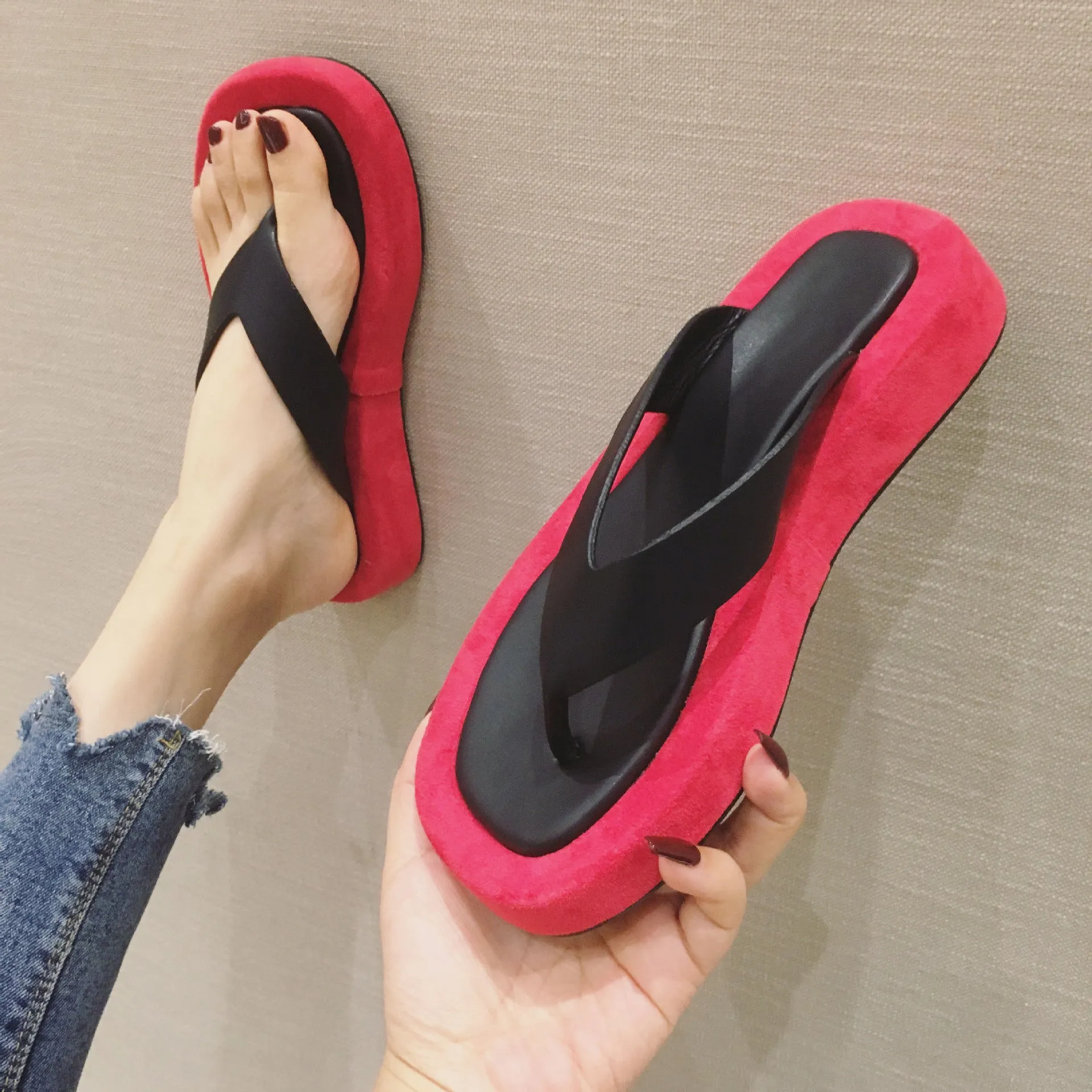 Summer New Cool Slippers Women Clip Feet Thick Sole | Brodtica.com