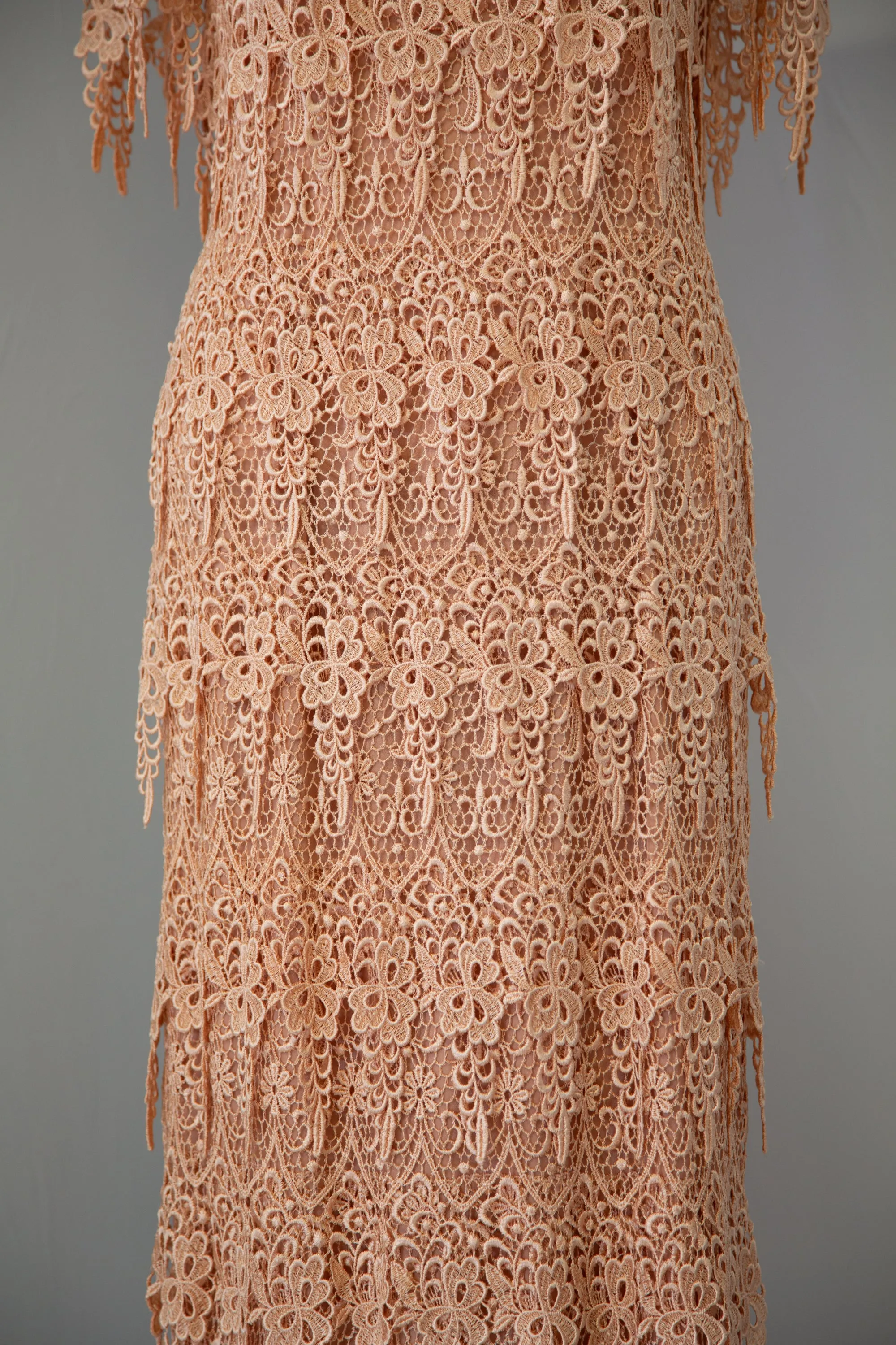 Vintage 1980s Peach Guipure Lace Tiered Maxi Dress