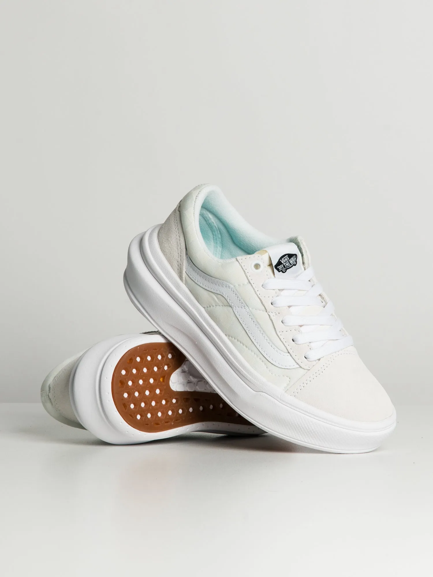 WOMENS VANS OLD SKOOL OVERT CC - CLEARANCE